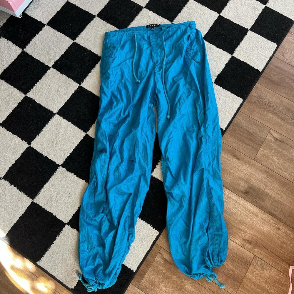 Motel Rocks Vibrant Blue parachute pants